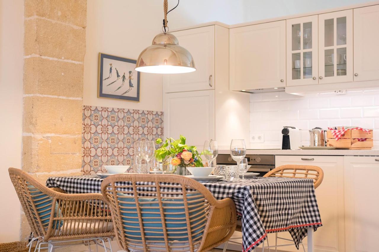Cream Loft Siente Jerez Parking Incluido Apartment Jerez de la Frontera Exterior photo