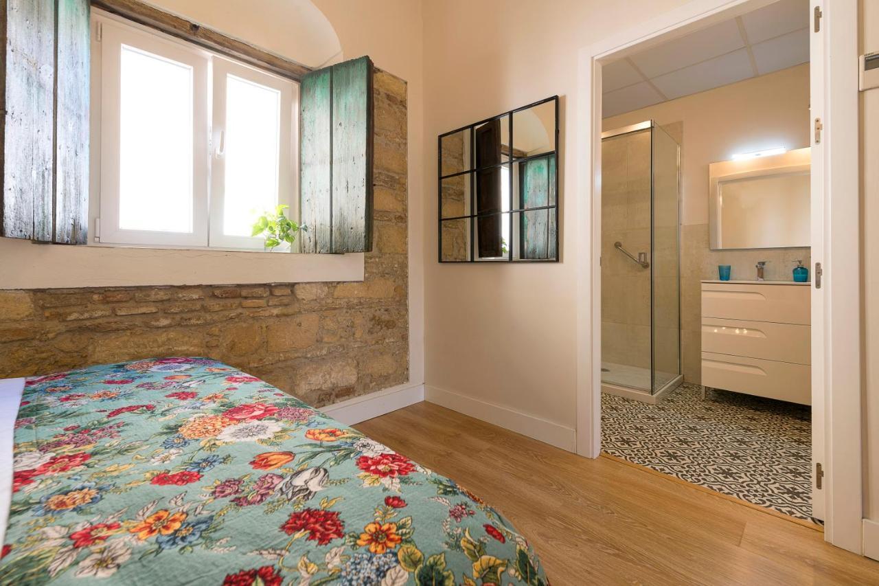 Cream Loft Siente Jerez Parking Incluido Apartment Jerez de la Frontera Exterior photo