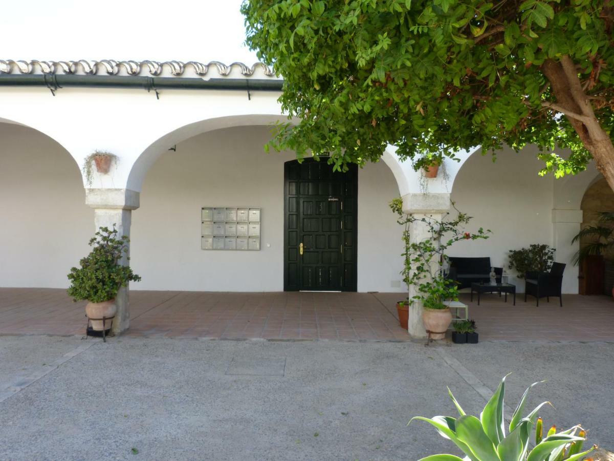 Cream Loft Siente Jerez Parking Incluido Apartment Jerez de la Frontera Exterior photo