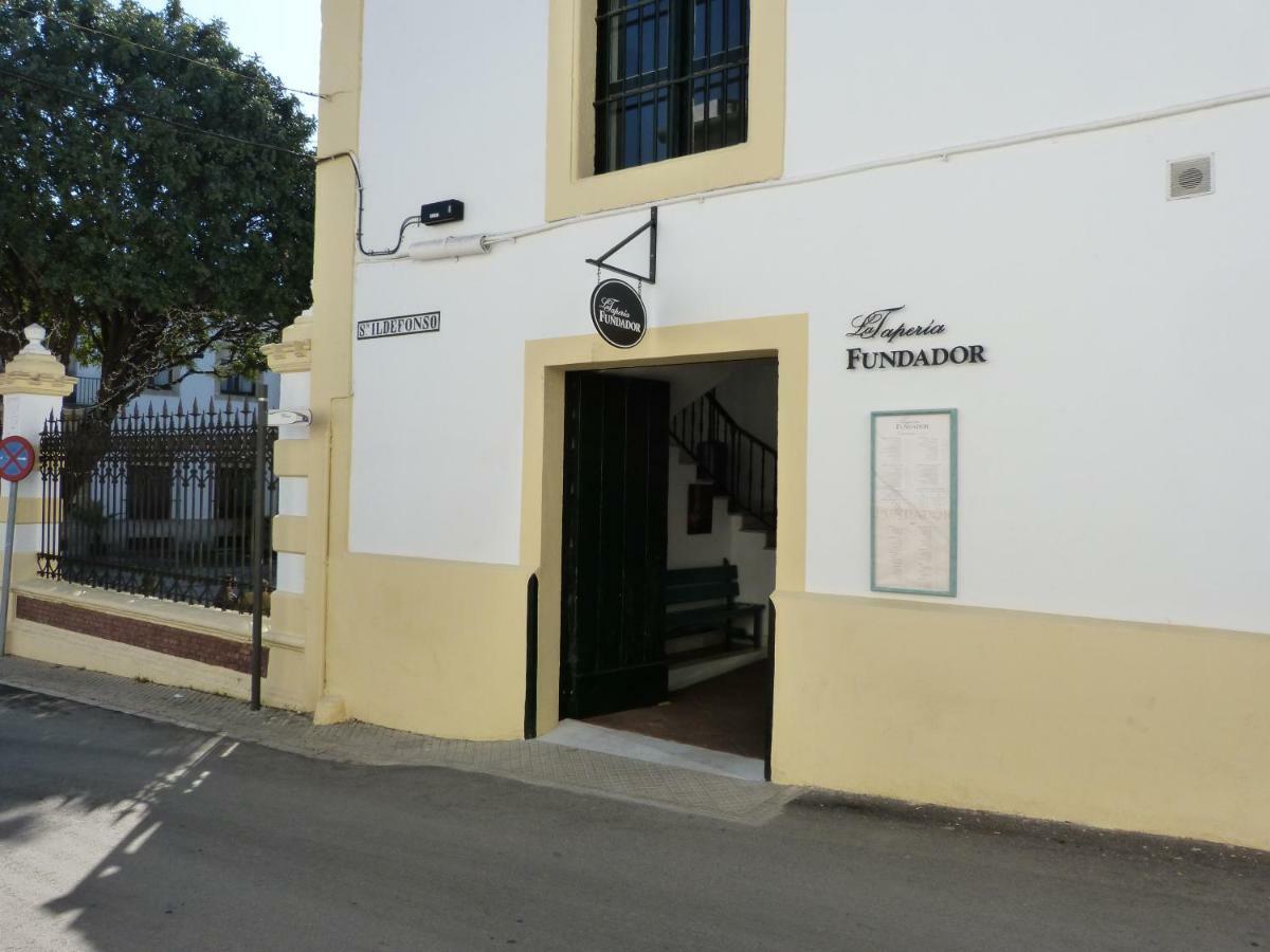 Cream Loft Siente Jerez Parking Incluido Apartment Jerez de la Frontera Exterior photo