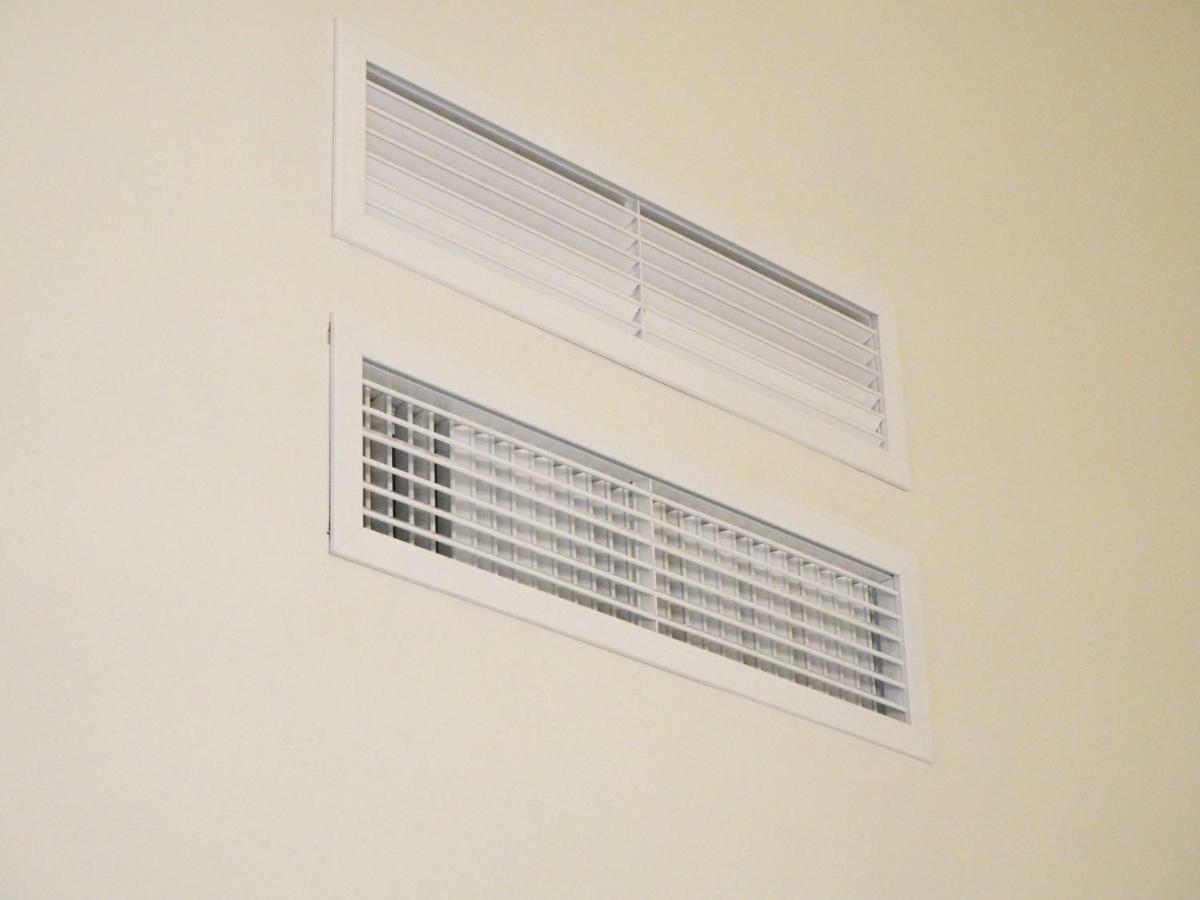 Cream Loft Siente Jerez Parking Incluido Apartment Jerez de la Frontera Exterior photo